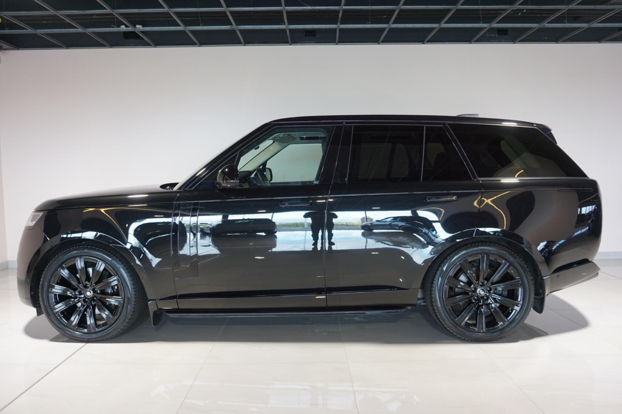 Land Rover Range Rover 3.0 P400 MHEV Autobiography SUV 5dr Petrol Auto 4WD Euro 6 (s/s) (400 ps)
